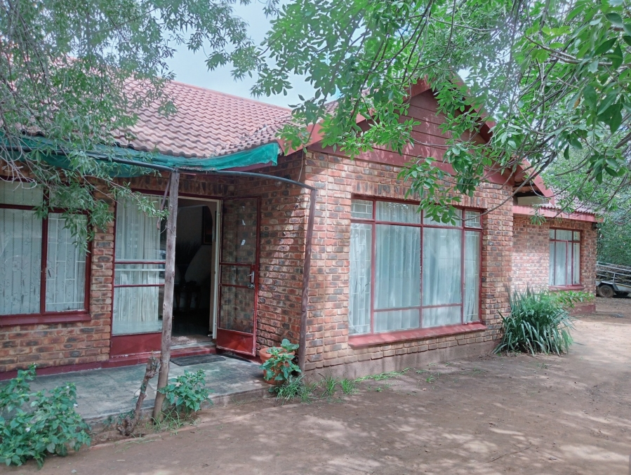 3 Bedroom Property for Sale in Riebeeckstad Free State